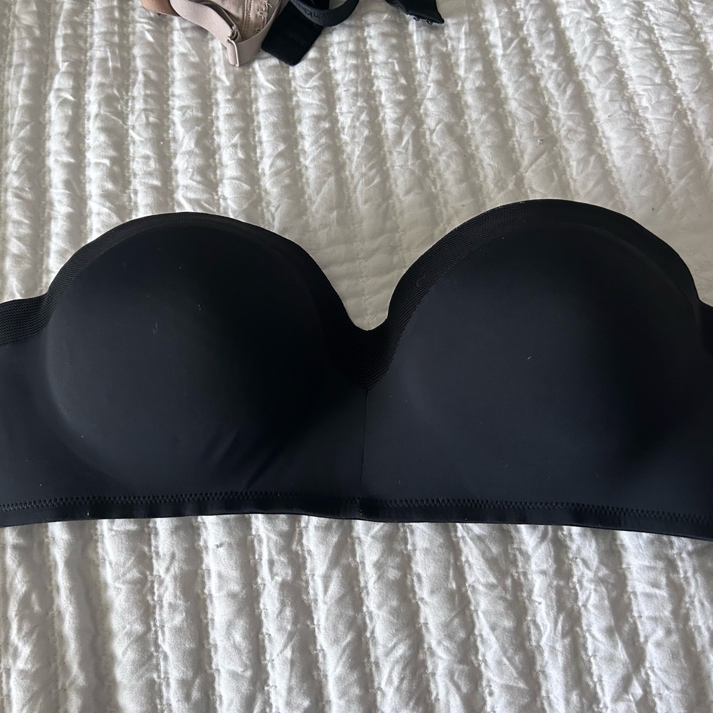 Lively 32DD wireless, strap free bra